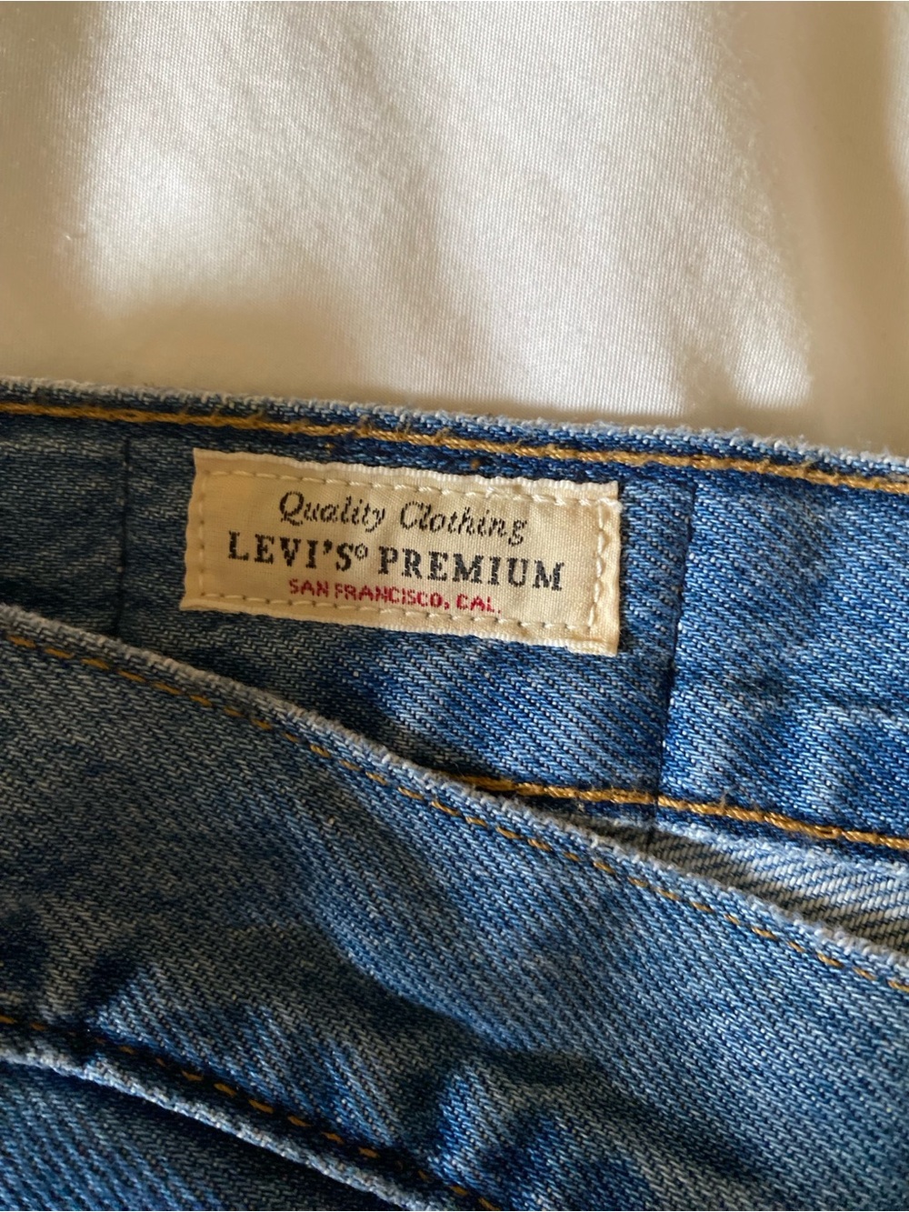 Levi’s Premium XL Superwide Leg Medium Wash Jean with Tie Waist Size 33 - Picture 9 of 16